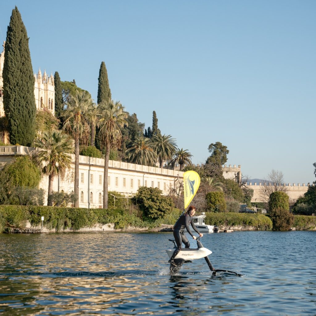 rider hydrofoil bike isola del garda